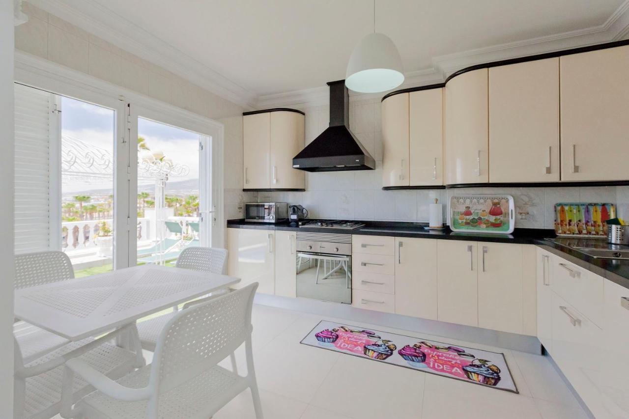 Villa Sara En San Eugenio - Sara Vacation Costa Adeje  Kültér fotó